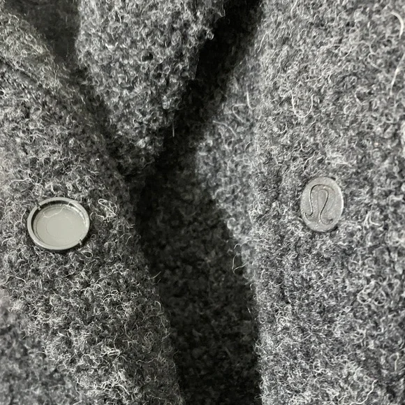 Lululemon Gray Textured Jacket - Picture 4 of 11